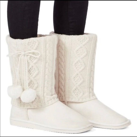 ❌SOLD❌JustFab Ivory Franzisca Slipper Boots - Picture 2 of 4